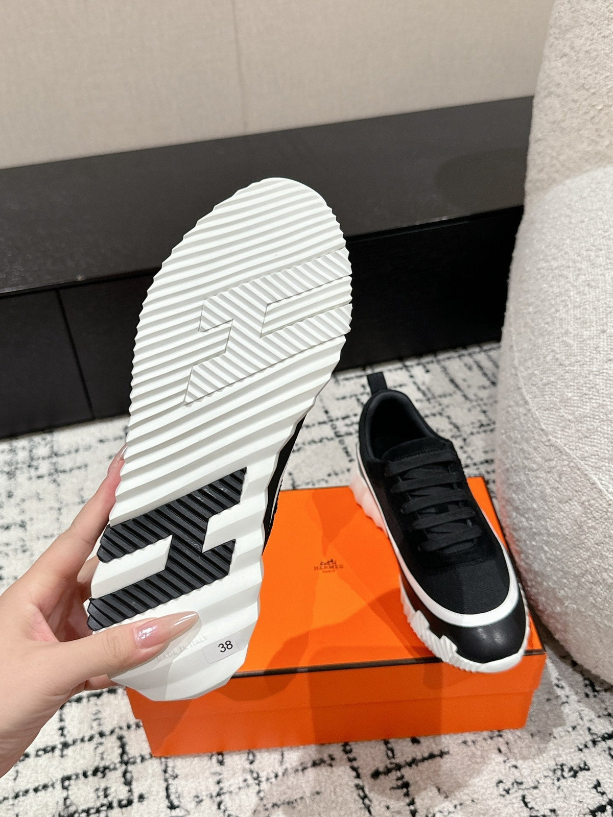 HM Sneaker In Black Mesh Fabric 985320
