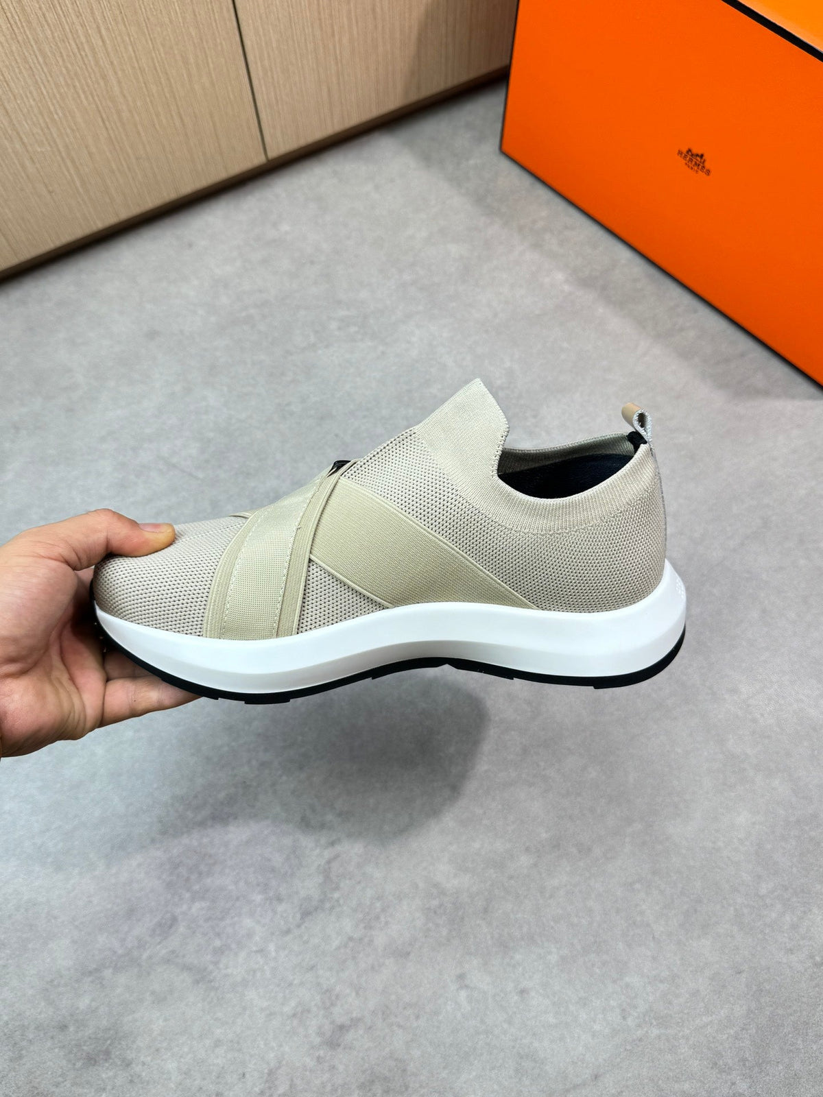 HM Men's Slip on Sneaker Beige Knitted Fabric 643378