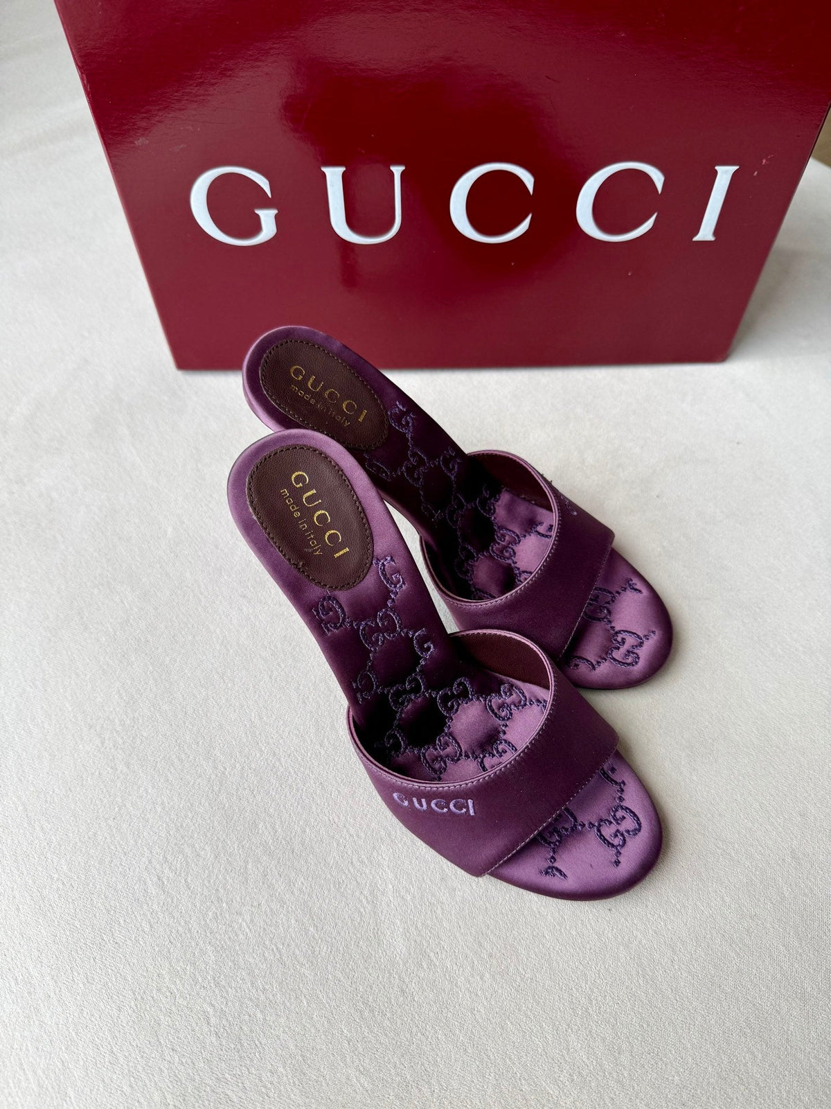 Gucci 2026 GG Embroidered Sandals 105mm Silk 985643