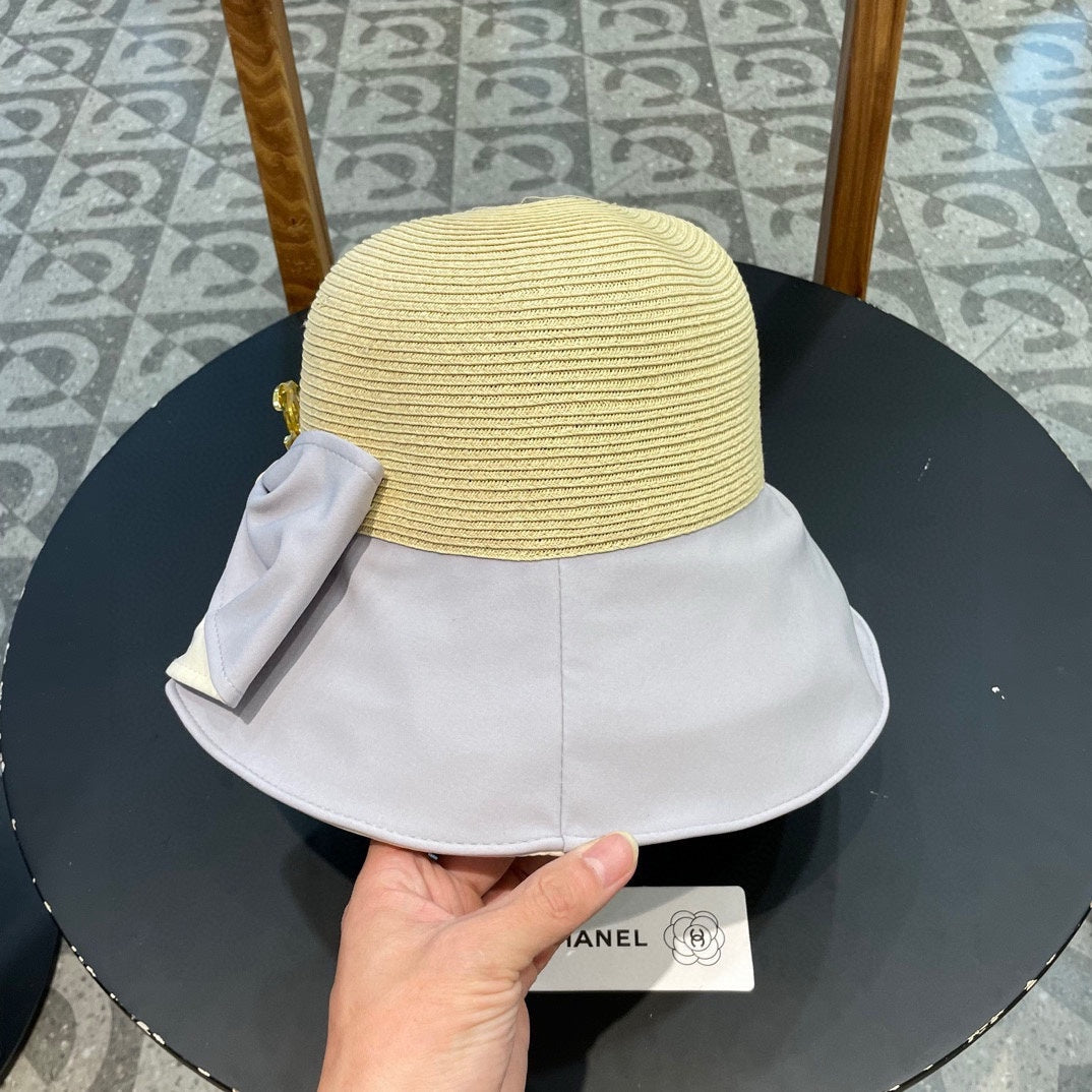 BOW BUCKET HAT IN PALE PURPLE MIX BEIGE RAFFIA 426169