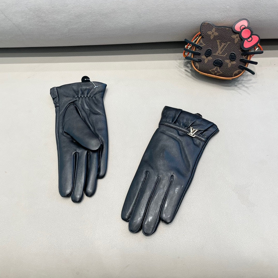 LV Gloves In Black Lambskin 454575