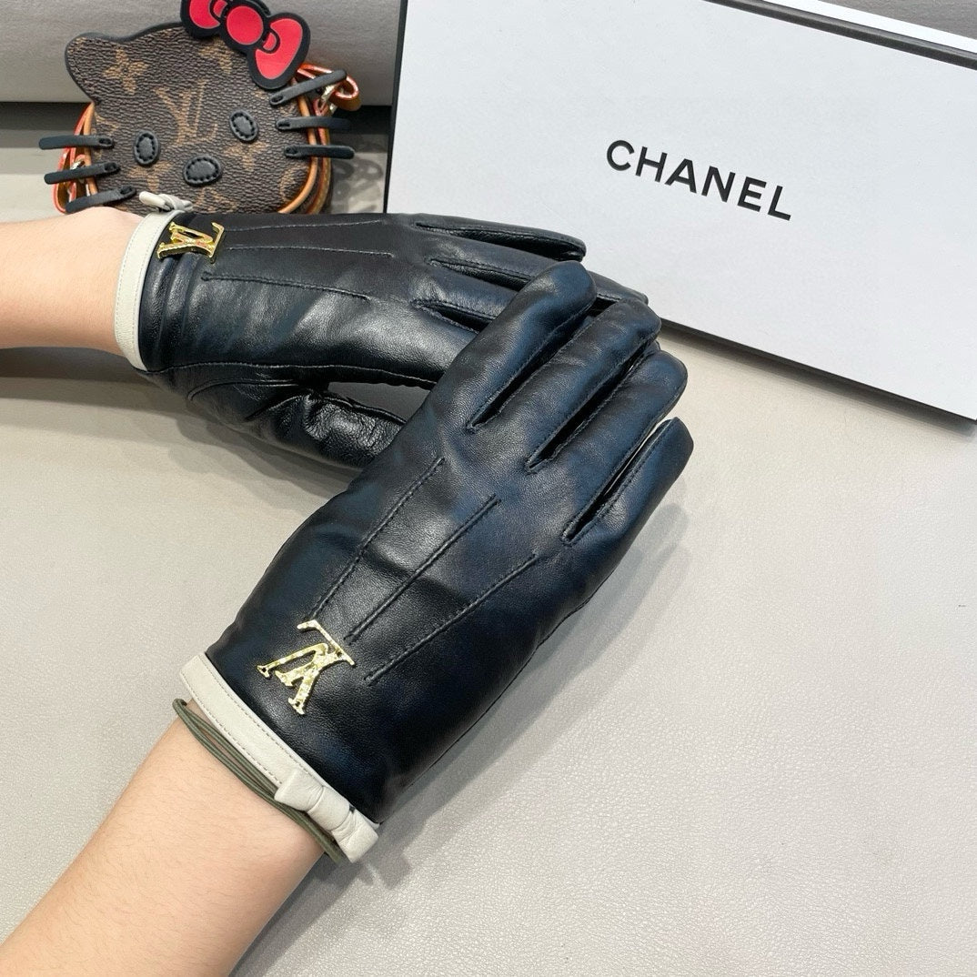LV Gloves In Black Lambskin 458517