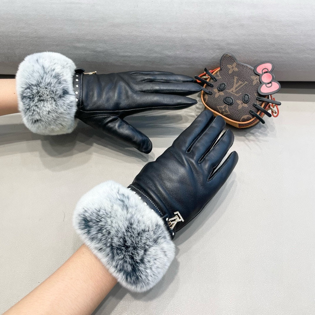 LV Gloves In Black Lambskin And Rabbit Fur  462407