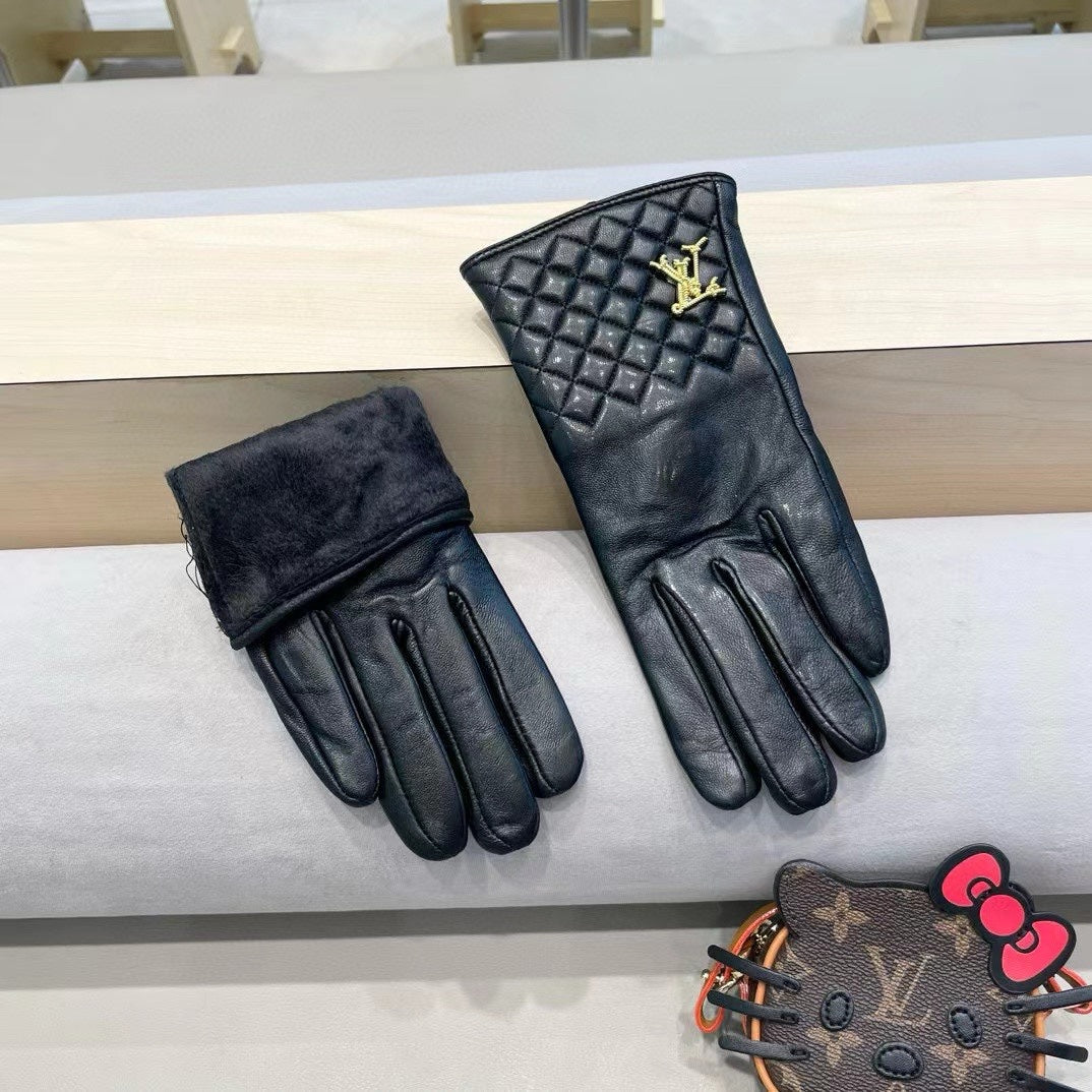 LV Gloves In Black Lambskin 473362
