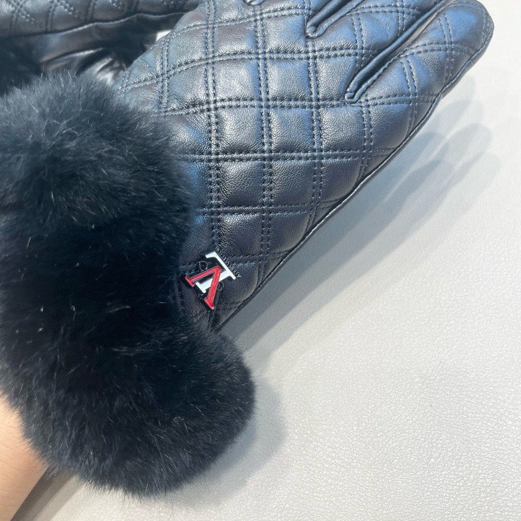 LV Gloves In Black Lambskin And Rabbit Fur 473376