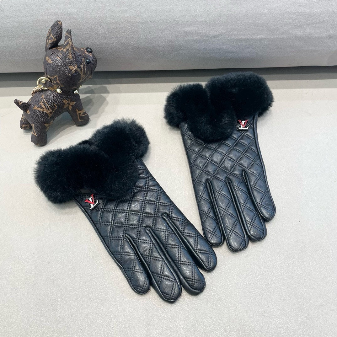 LV Gloves In Black Lambskin And Rabbit Fur 473376