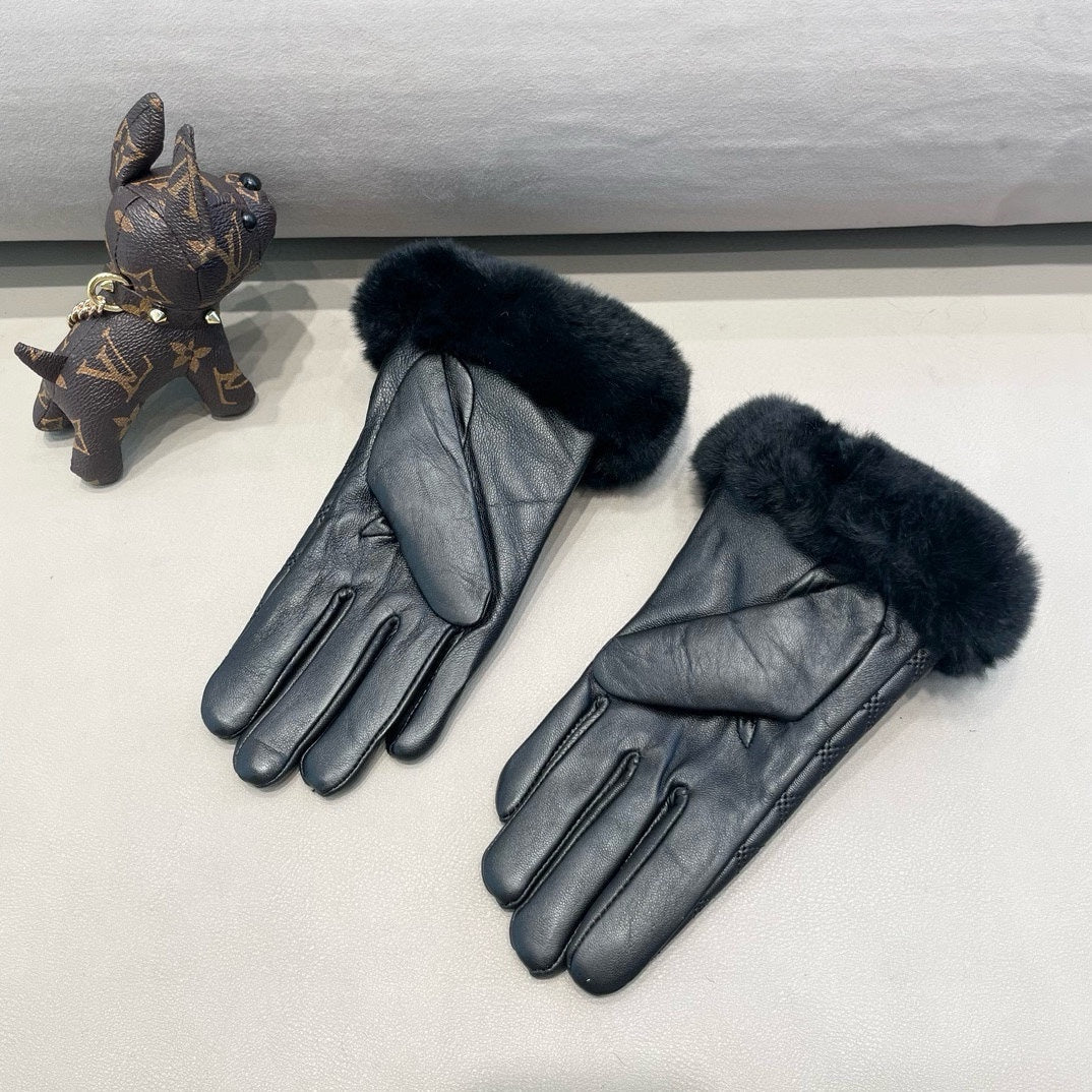 LV Gloves In Black Lambskin And Rabbit Fur 473376