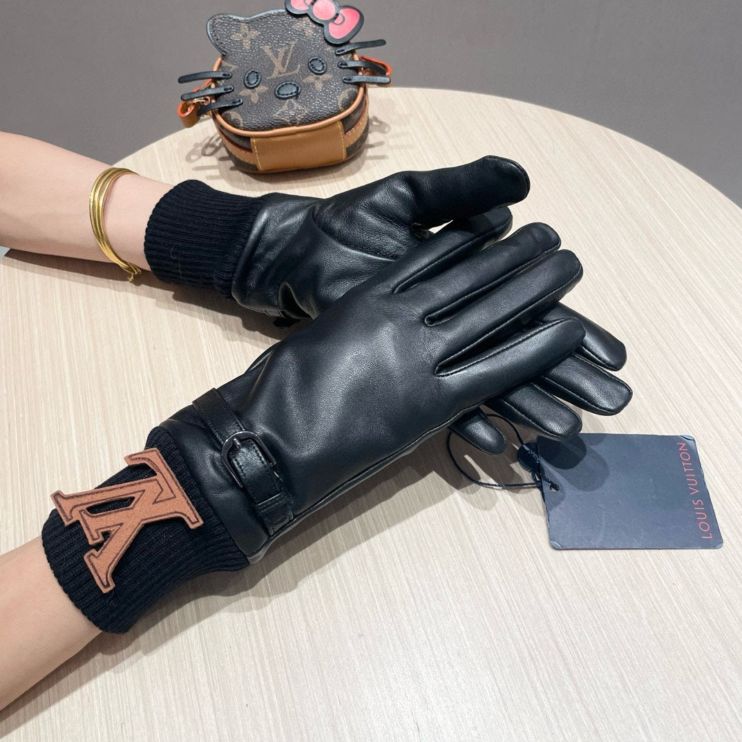 LV Gloves In Black Lambskin 475531