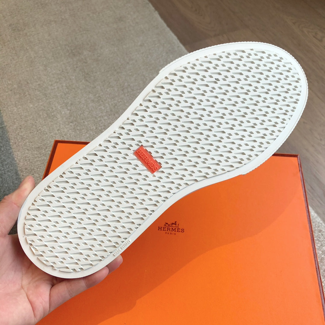 HM GAME SLIP-ON SNEAKER PENNY SUEDE