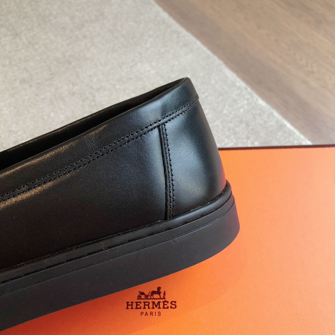 HM GAME SLIP-ON SNEAKER BLACK CALFSKIN
