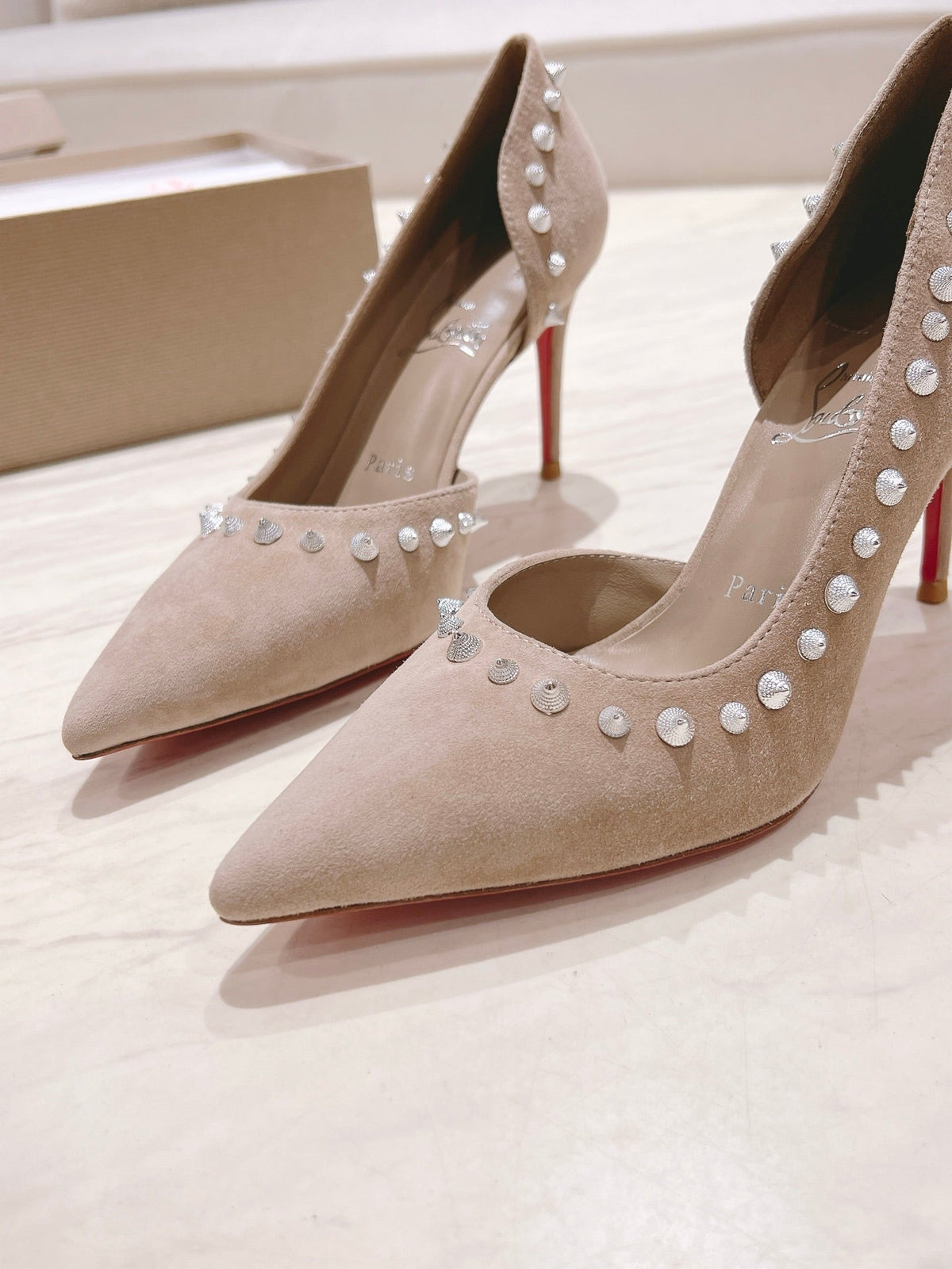 CL 25 Iriza Pumps 8.5cm Beige Suede 314899
