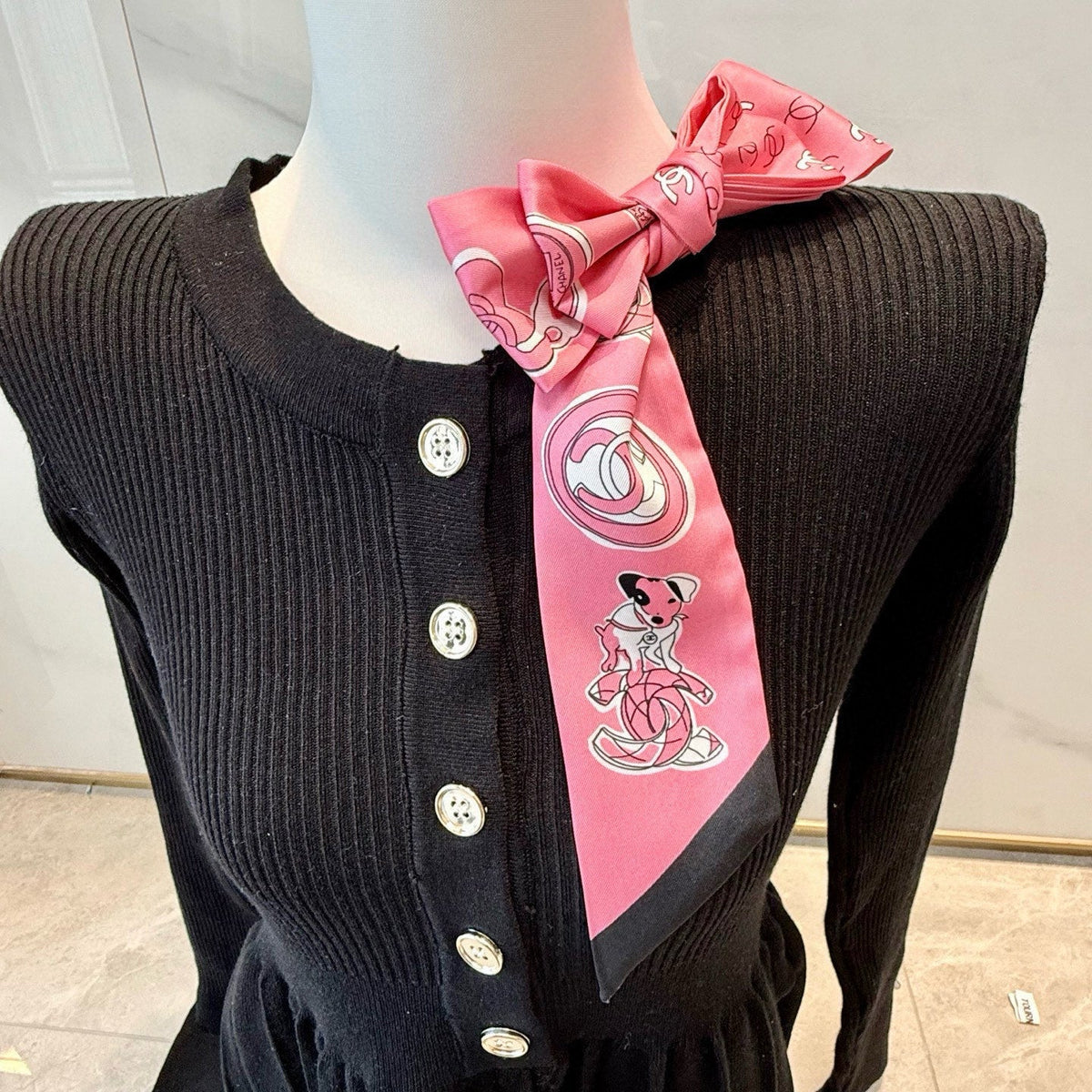 CC  Twilly Mini Scarf 120cm Pink Mulberry Silk 935248