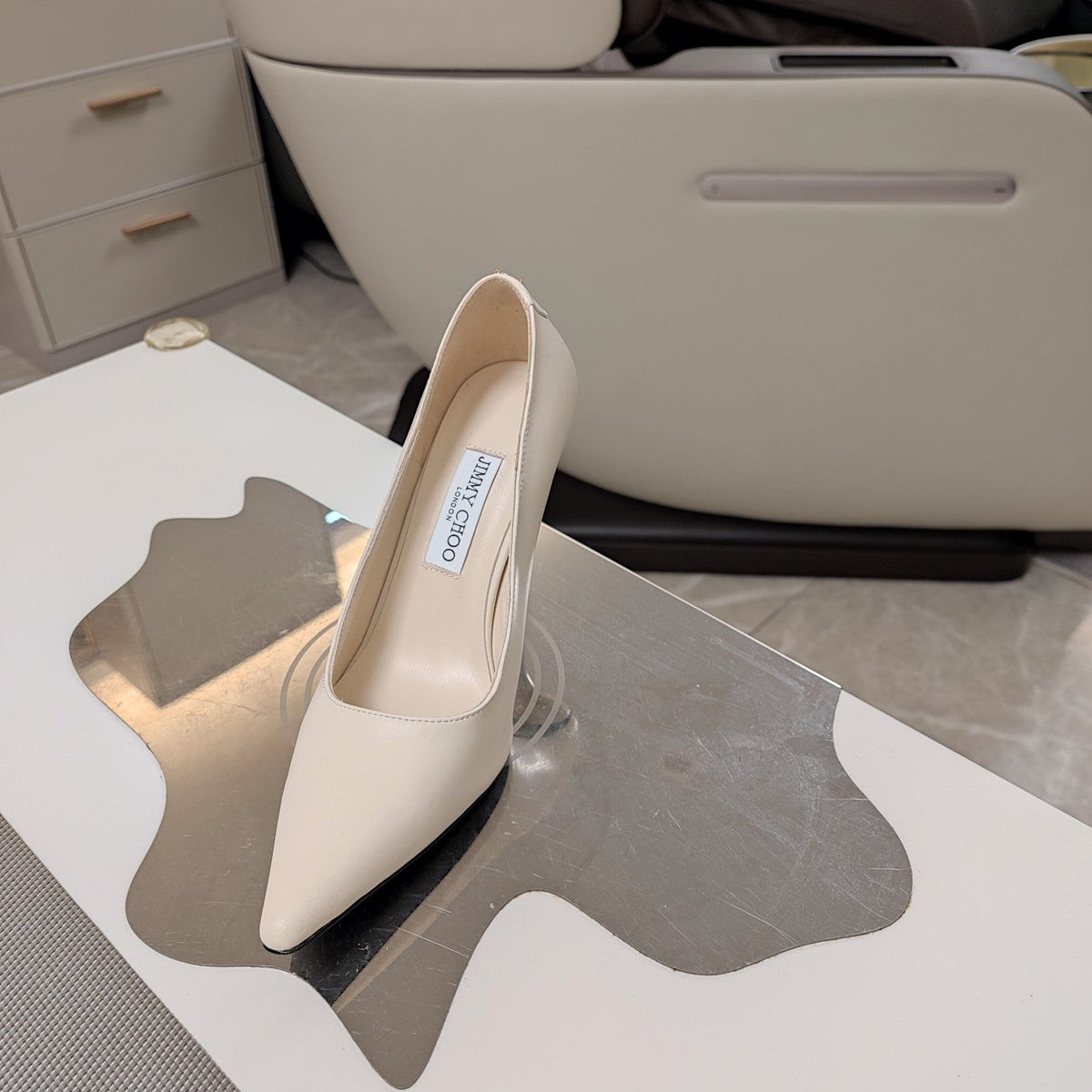 Jimmy 25 Love 100 Pump Beige Cream Cowhide 240037