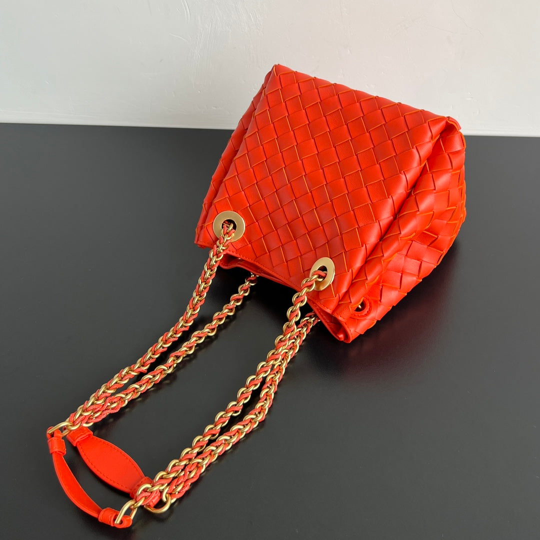 BV Small Parachute Chain 21cm Bag Orange Leather 545168