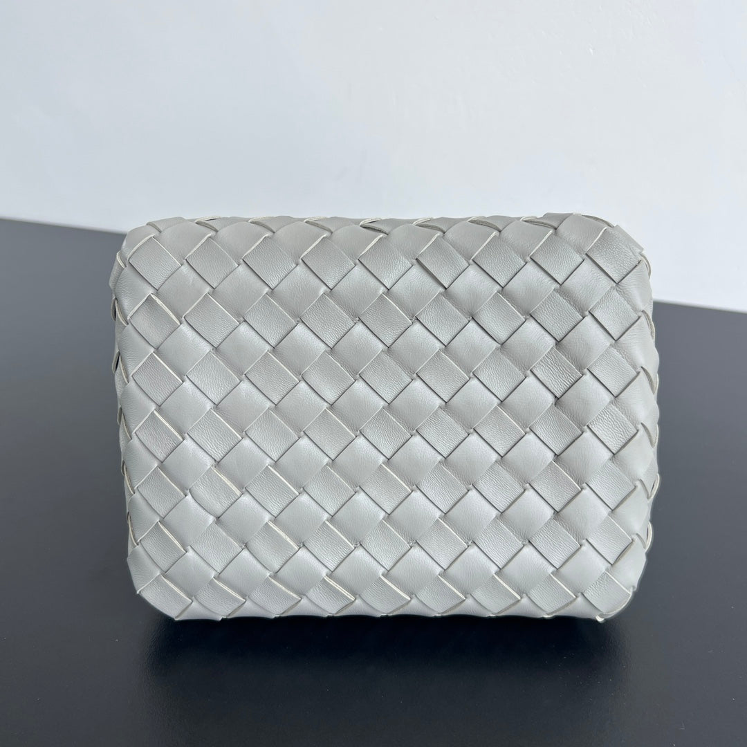 BV Intrecciato 24cm Bag Gray Leather 563666
