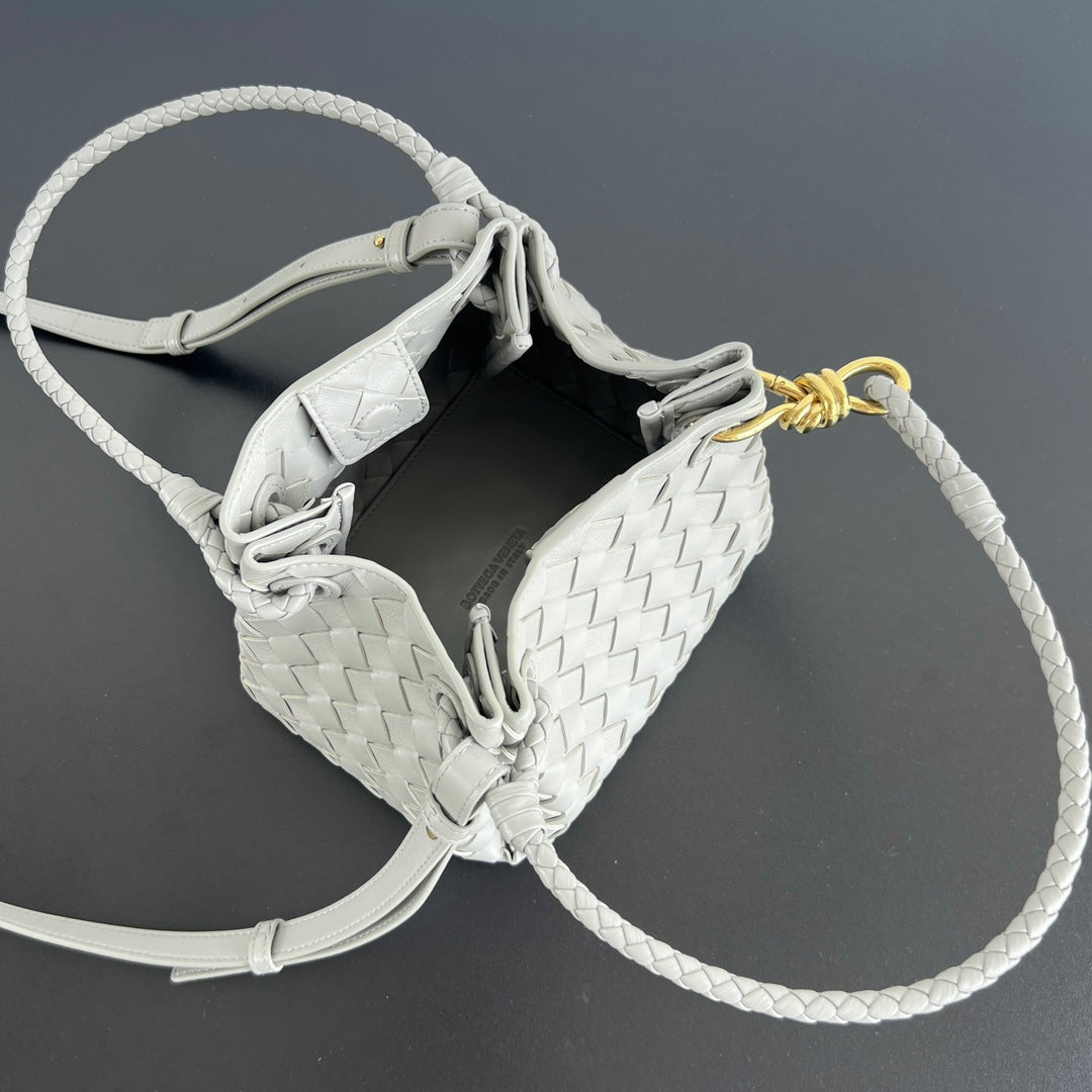 BV Intrecciato 24cm Bag Gray Leather 563666