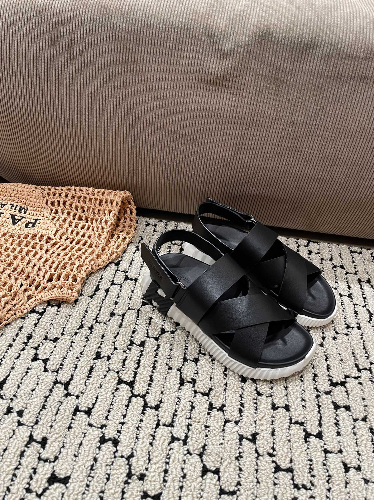 ELECTRIC SANDAL BLACK CALFSKIN