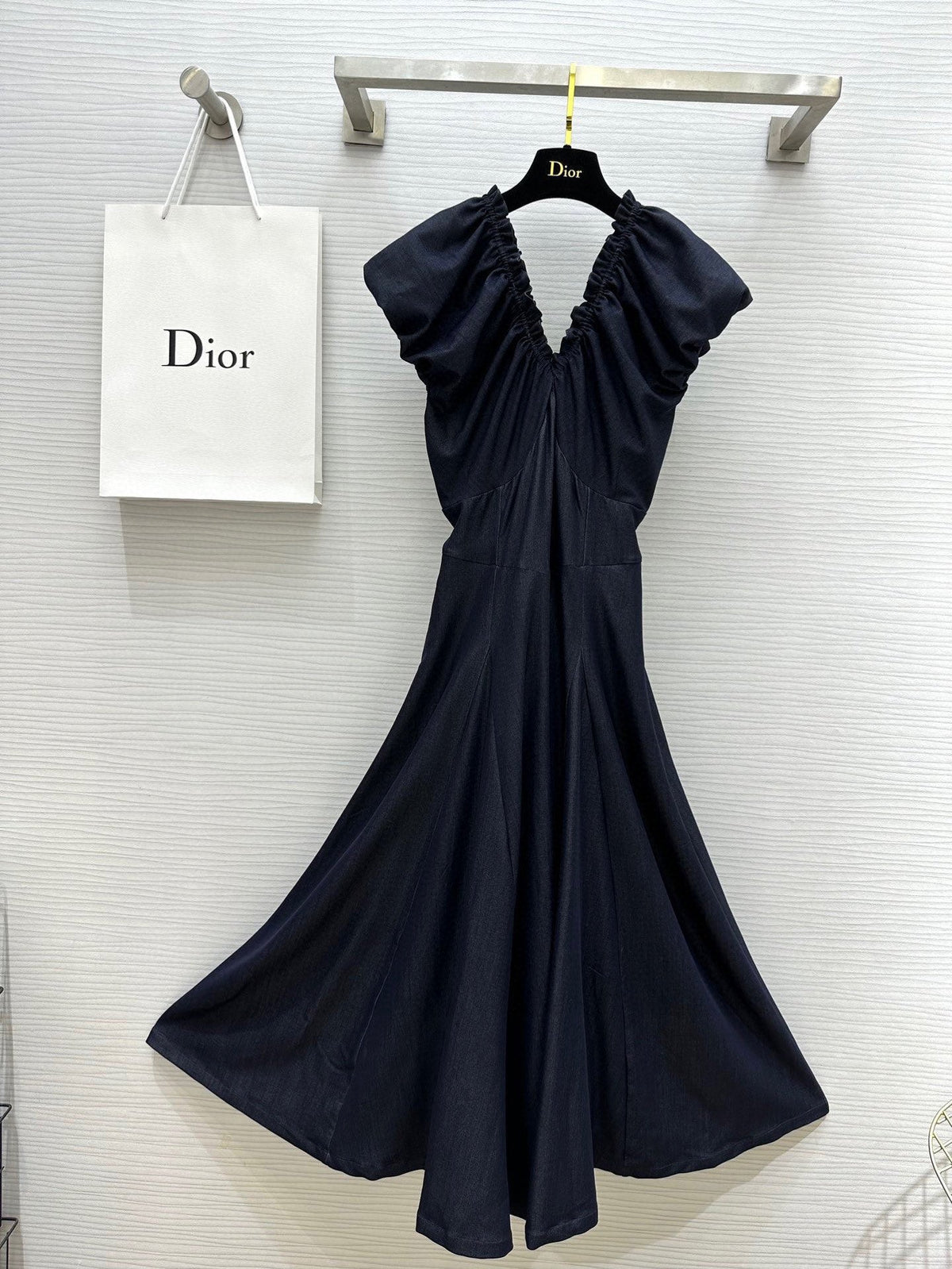 CD 25 V-neck Puff Sleeve Dress black Satin Silk