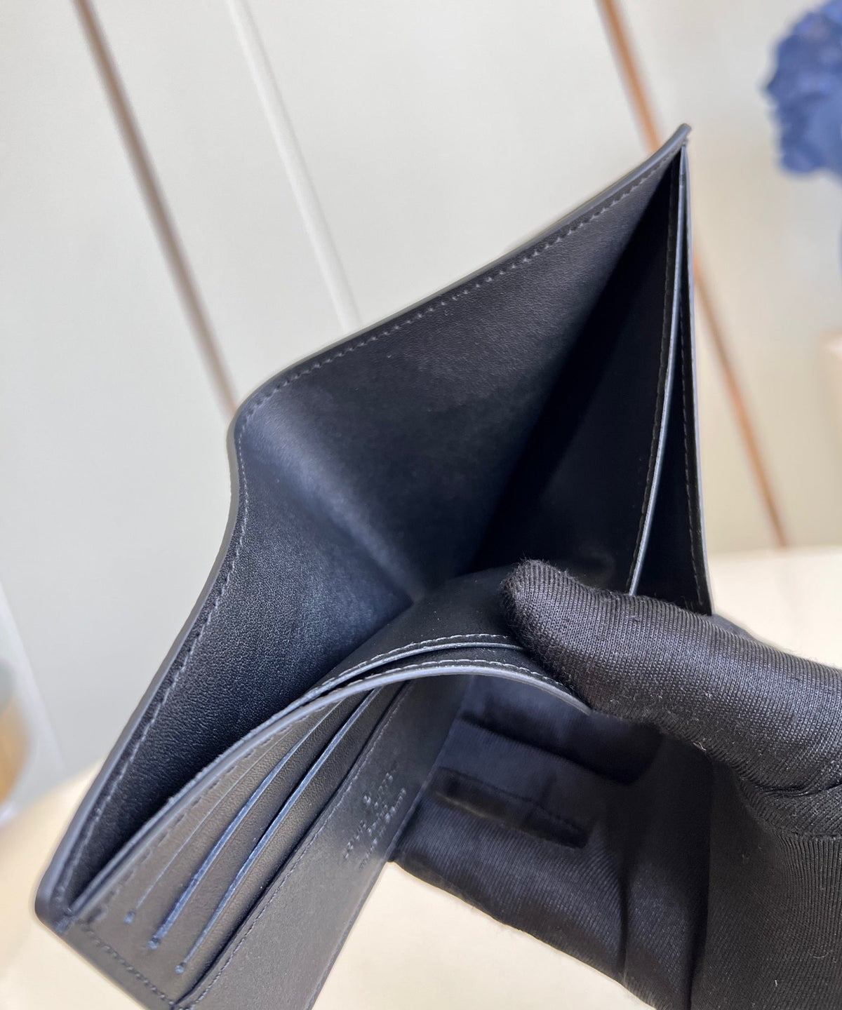 MULTIPLE WALLET 10CM BLACK CALFSKIN