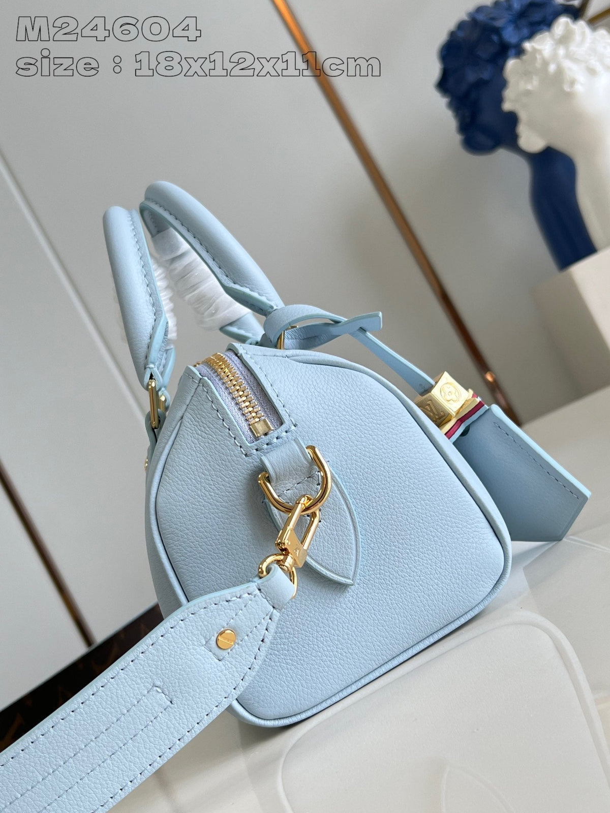 Speedy Bandouliere 18cm Cloud Blue Calfskin