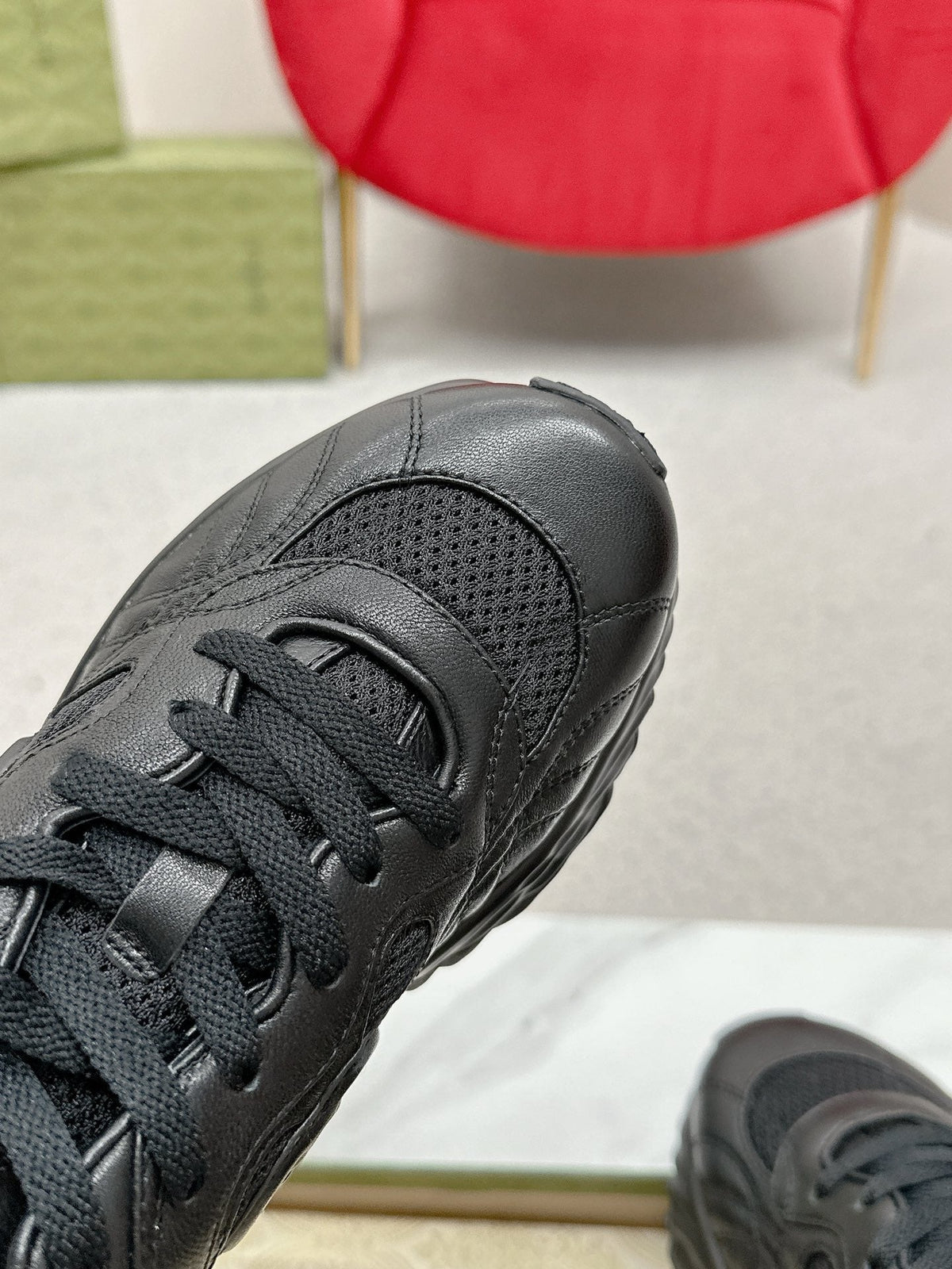 GG RIPPLE TRAINER BLACK LAMBSKIN