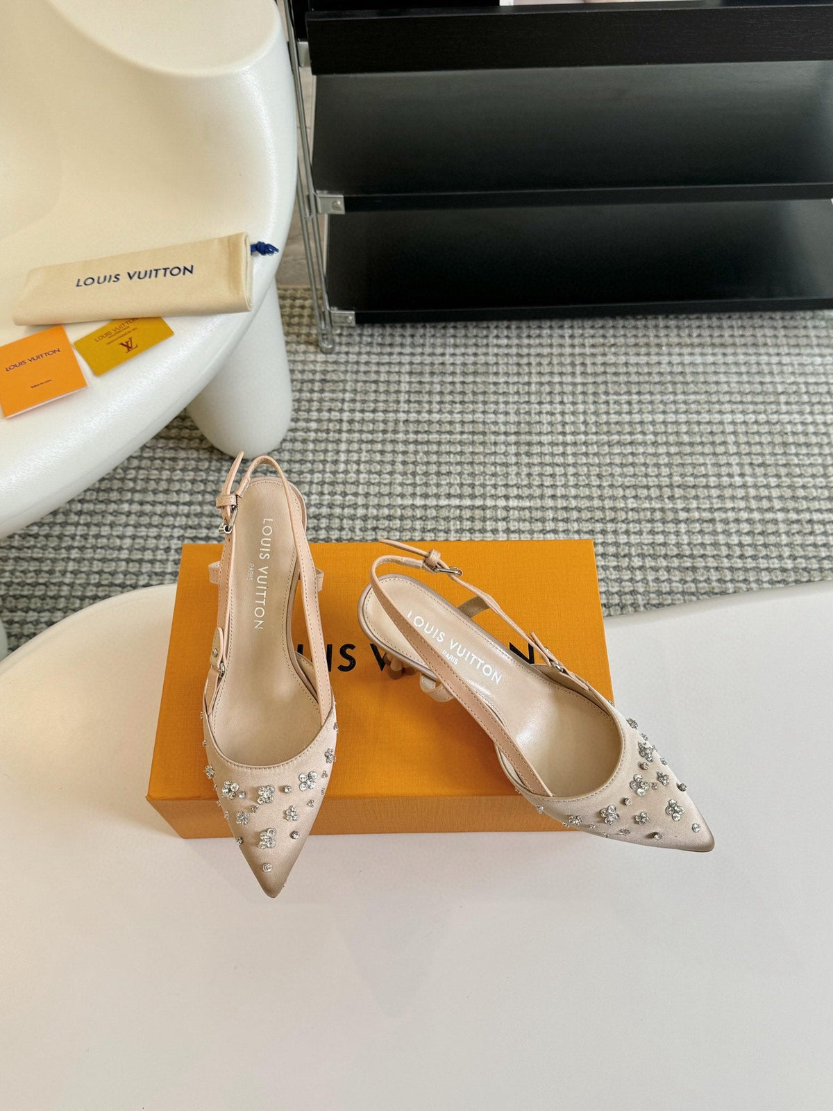 LV Blossom Pointy Mule 75mm Beige Lambskin