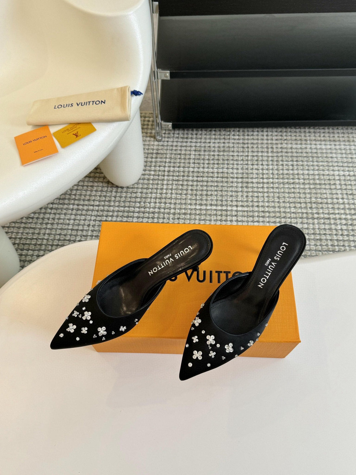 LV Blossom Pointy Mule 75mm Black Lambskin