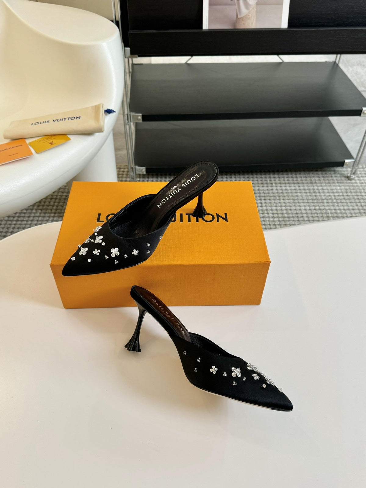 LV Blossom Pointy Mule 75mm Black Lambskin