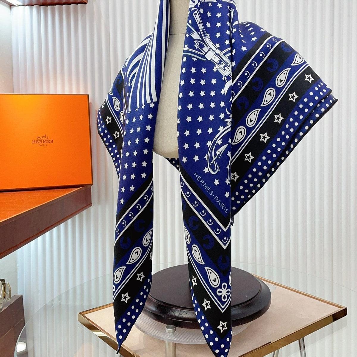 Cheval Punk Bandana Scarf 90 CM In Dark Blue Mix White Black Silk Twill 309213