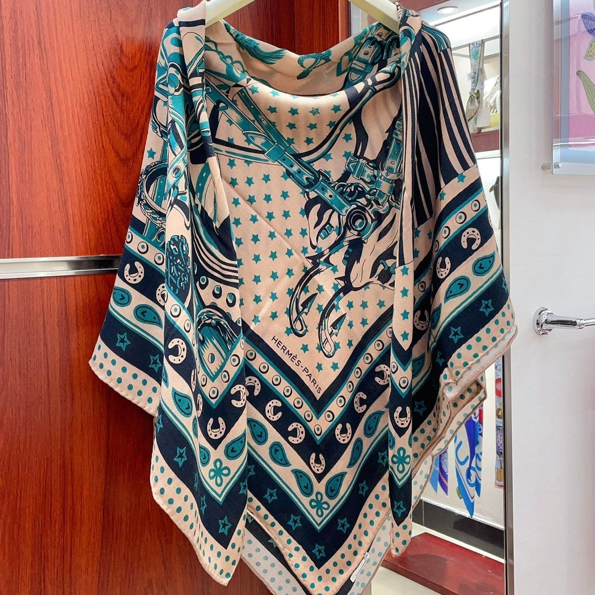 SCARF 135 CM COLORFUL 388153
