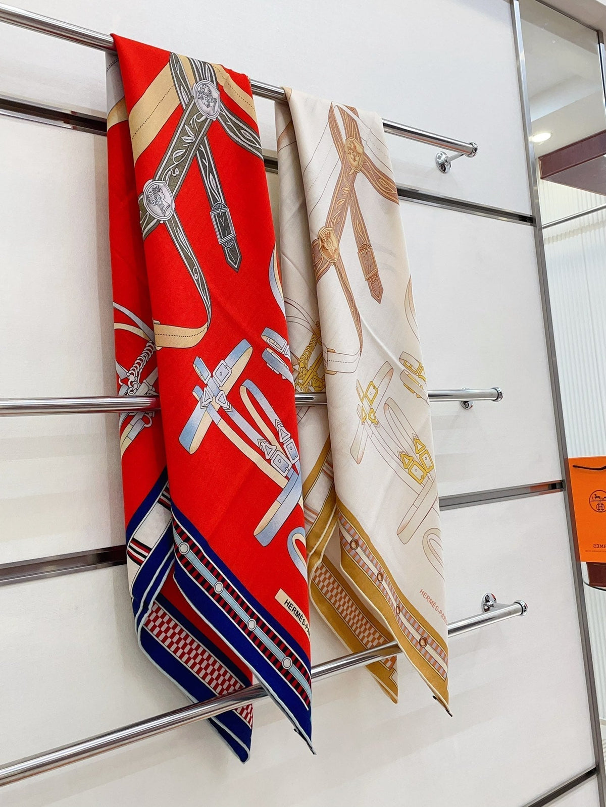 Lettres Equestres Shawl 140 CM Red Colorful Cashmere And Silk 398260