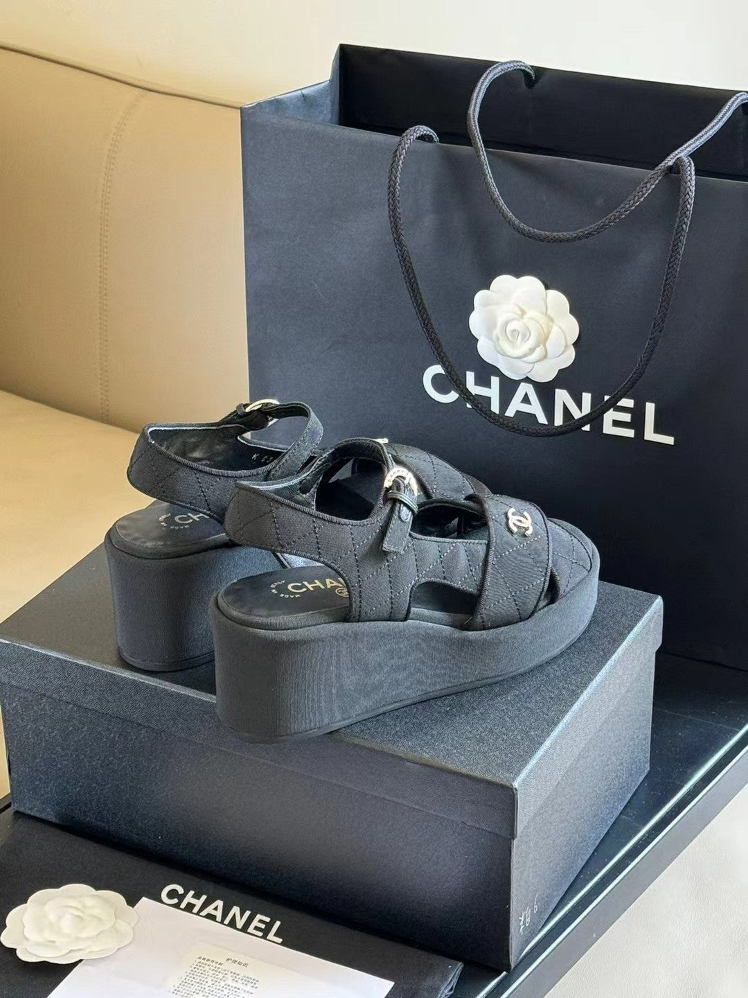 CC CLASSIC WEDGE SANDALS IN BLACK FABRIC