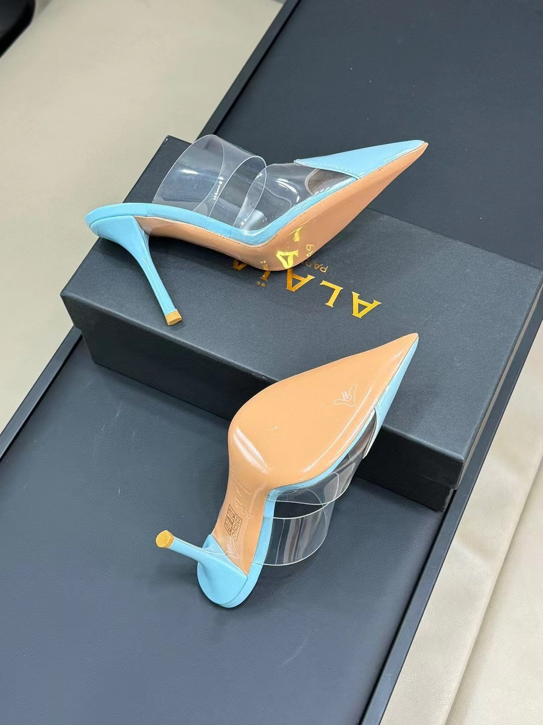 alaia mule 90 optic cloud blue heart lambskin