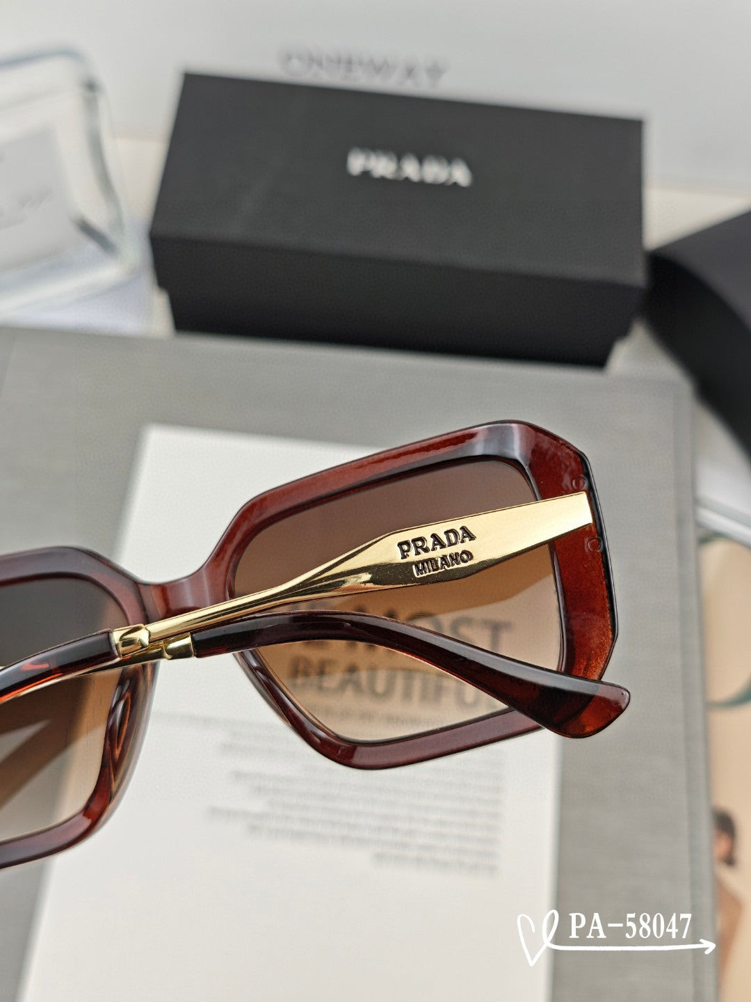 Prada Sunglasses 561917