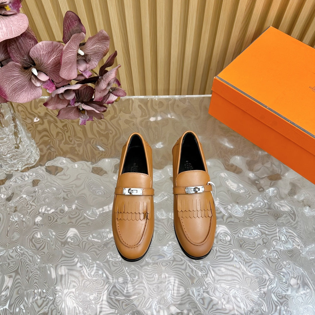 HM Royal Loafer In Tawny Cowhide 102302