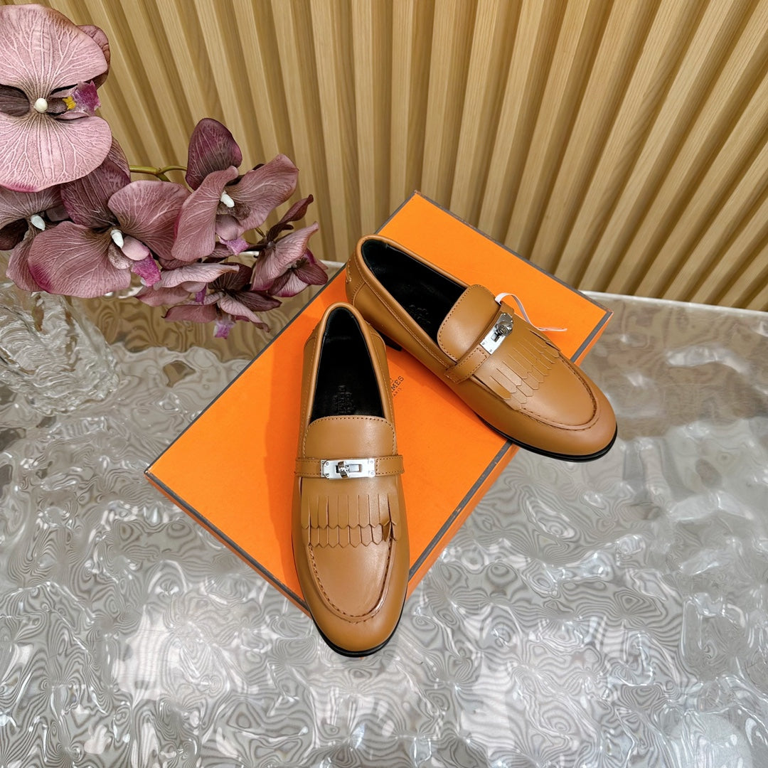 HM Royal Loafer In Tawny Cowhide 102302