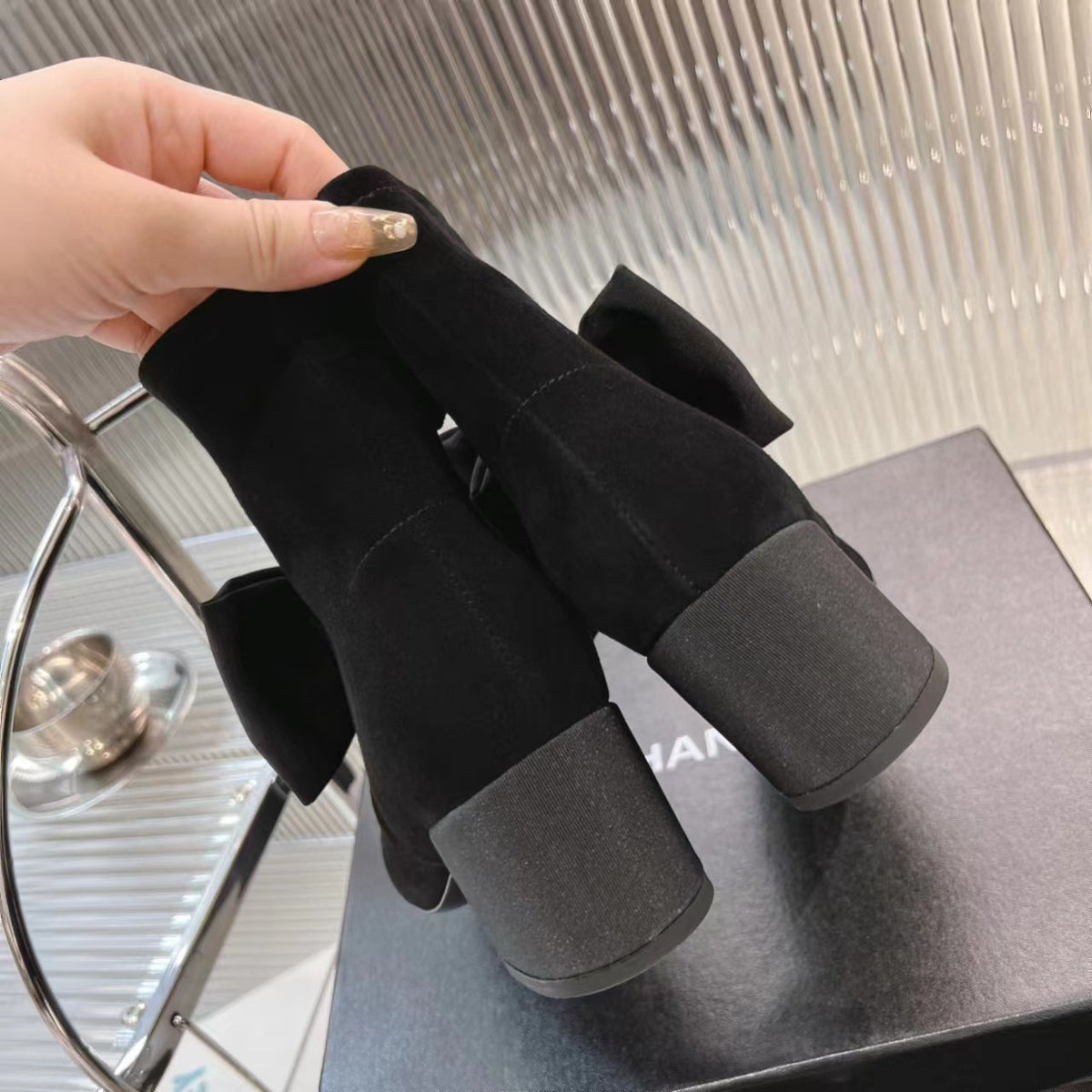 CC Short Boots 60mm Plain Black Camellia Suede