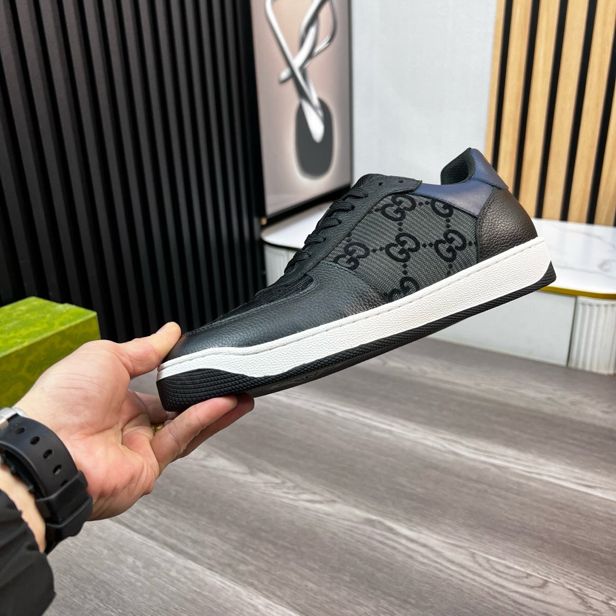 GG Men's Supreme Sneaker Black Cowhide 531166