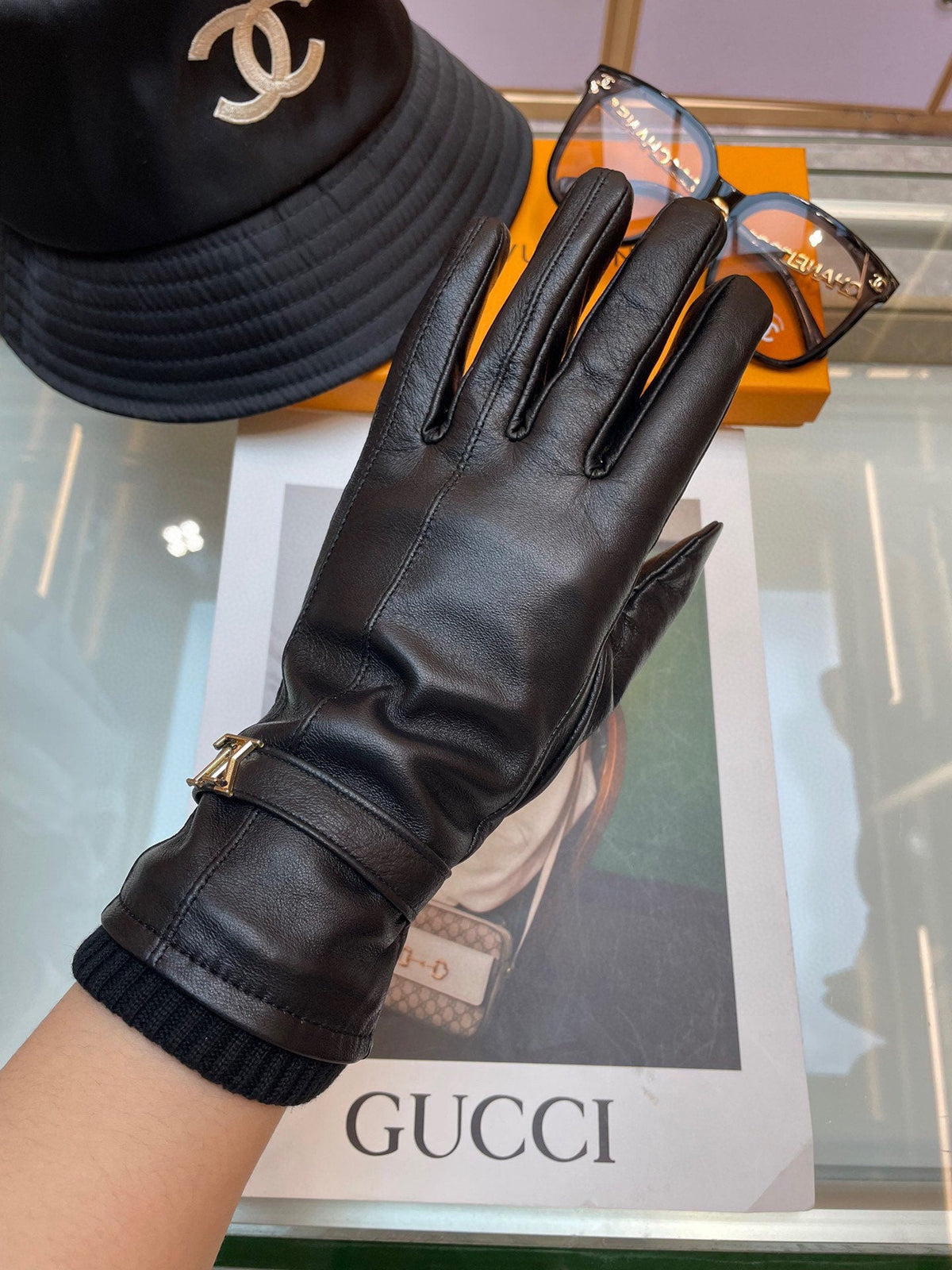 LV Gloves In Black Calfskin 476638