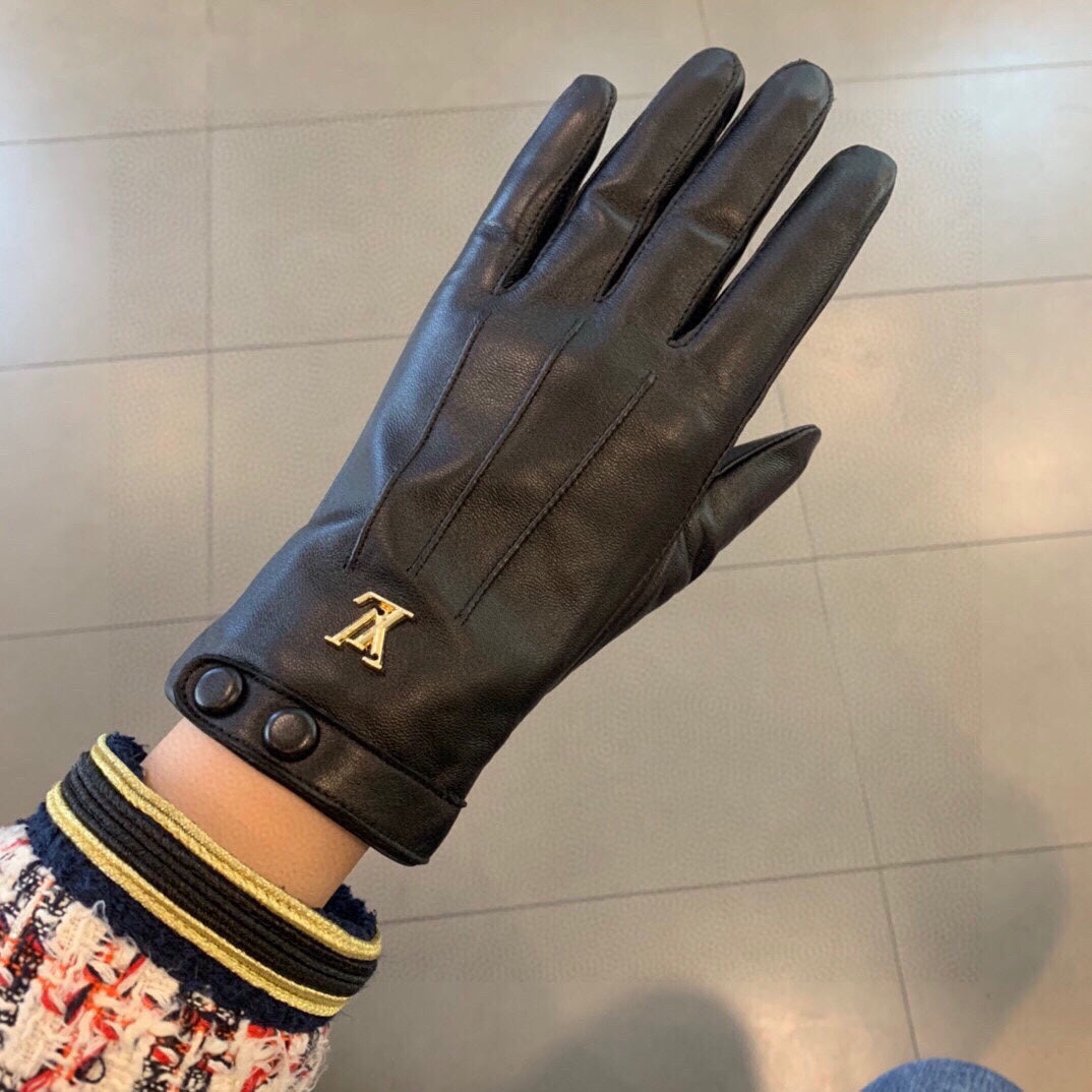 LV Gloves In Black Lambskin 480155
