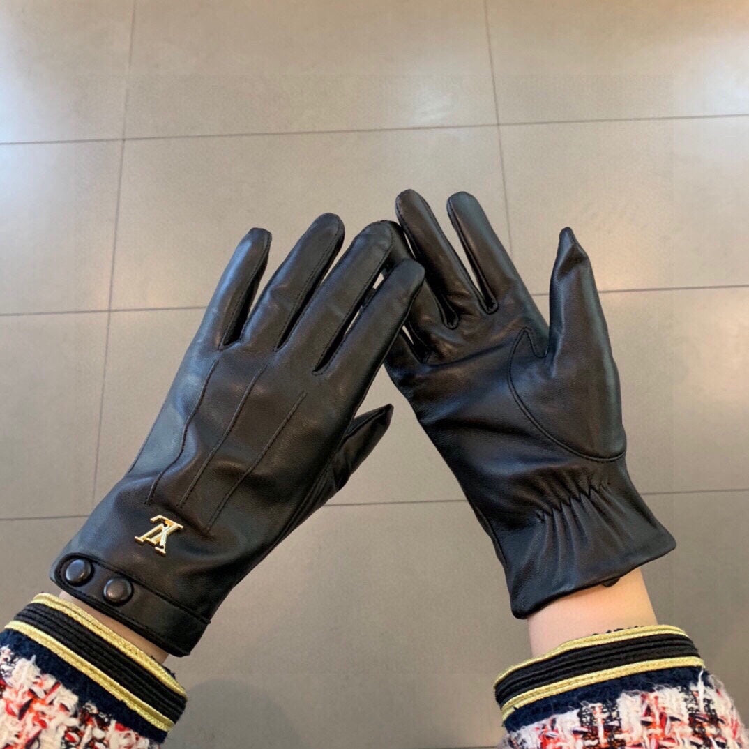 LV Gloves In Black Lambskin 480155