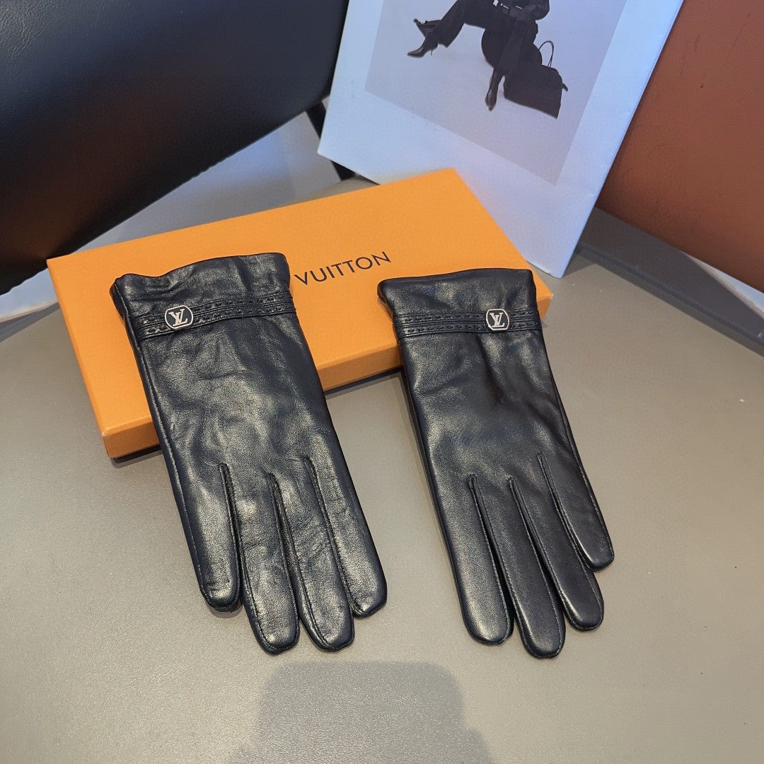 LV Gloves In Black Lambskin 458616