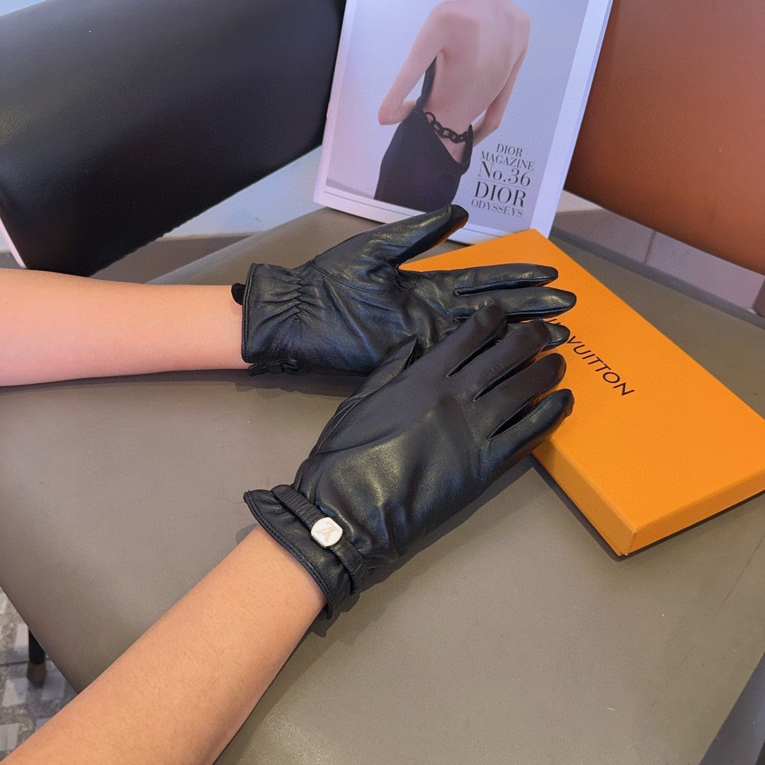 LV Gloves In Black Lambskin 462377