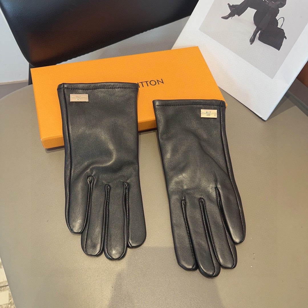 LV Gloves In Black Lambskin 470729