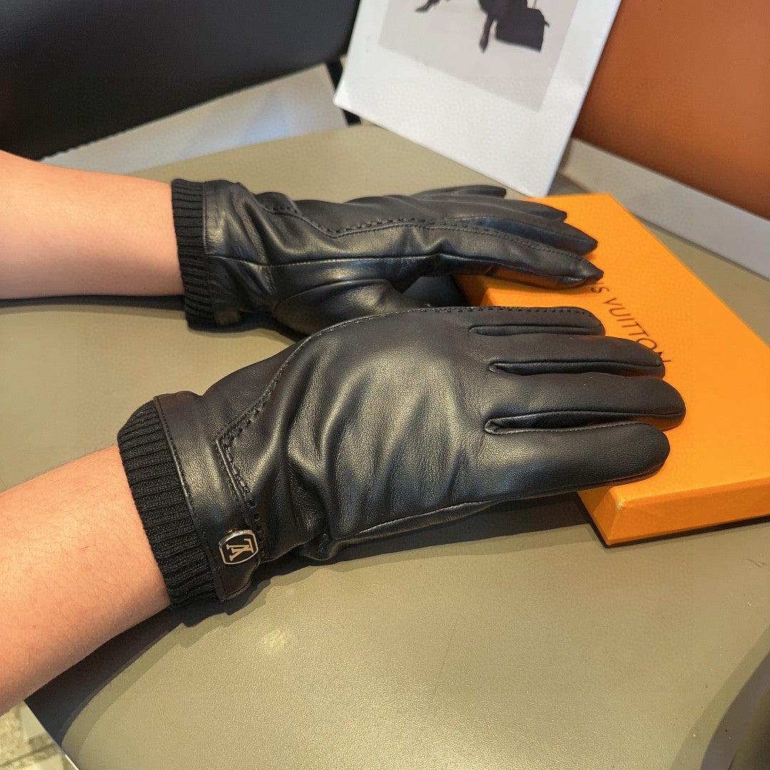 LV Gloves In Black Lambskin 475572