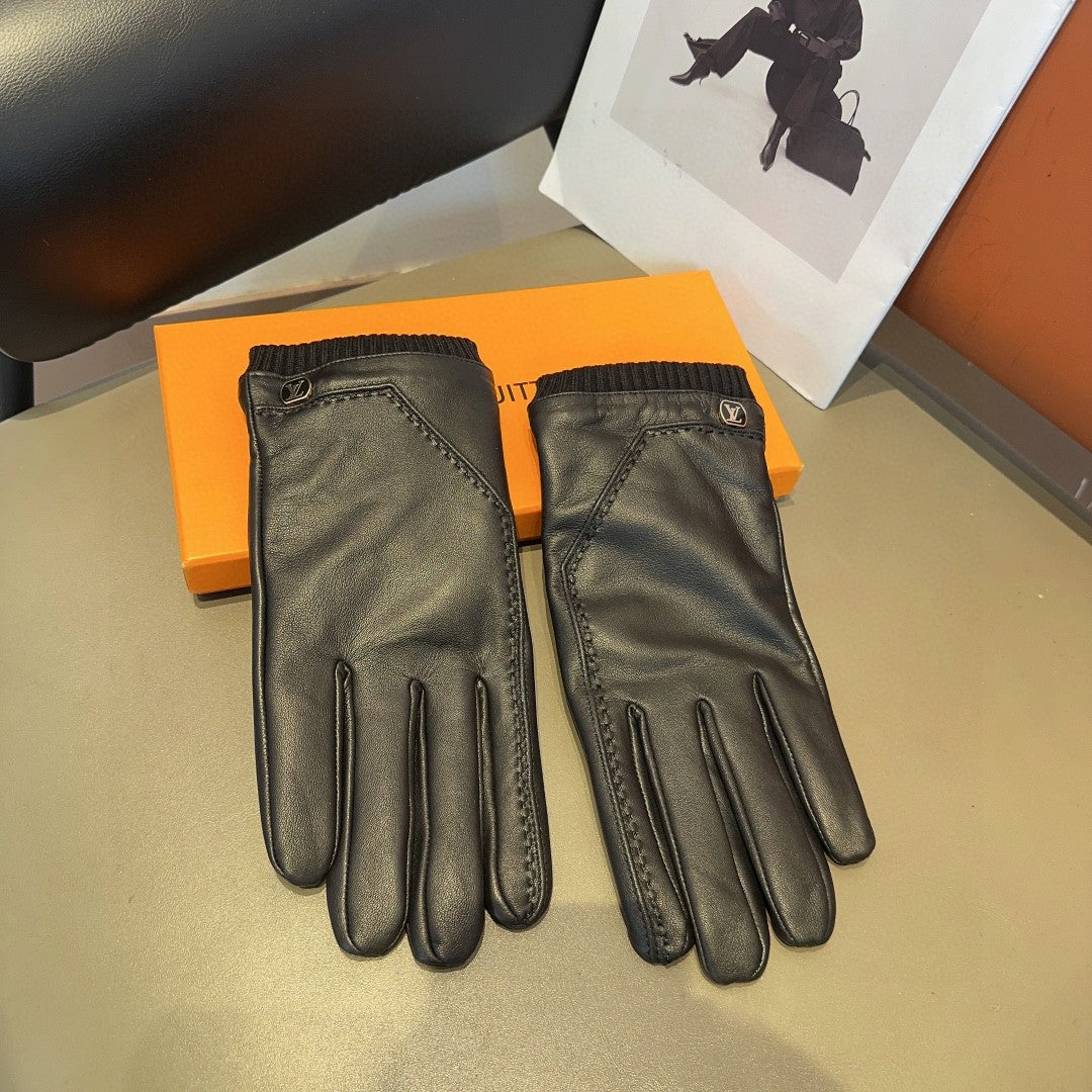 LV Gloves In Black Lambskin 475572