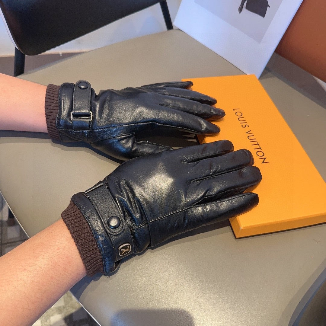 LV Gloves In Black Lambskin 476608