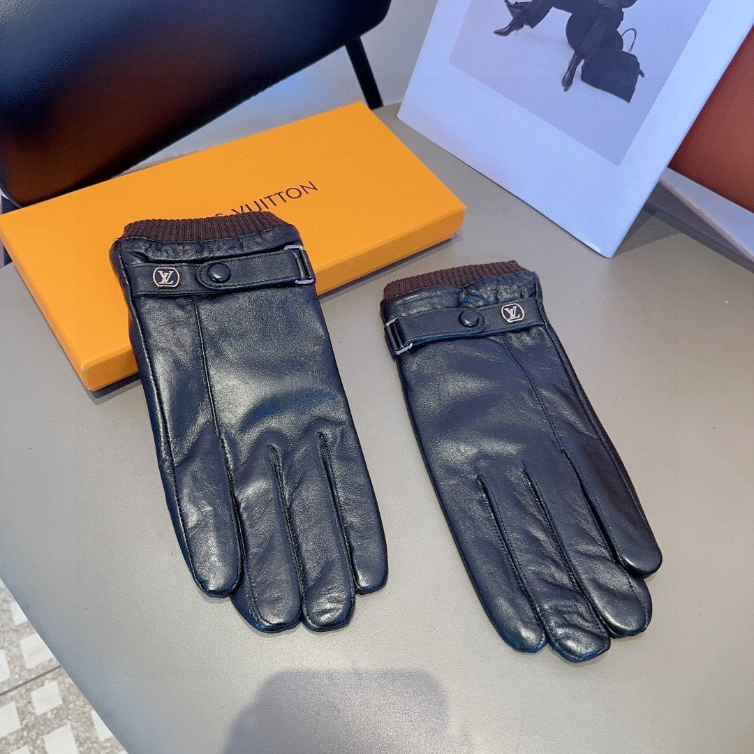LV Gloves In Black Lambskin 476608