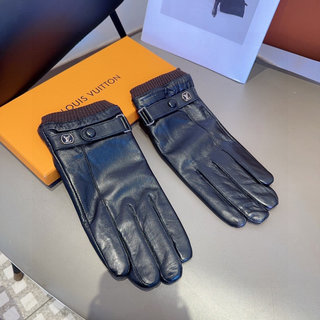 LV Gloves In Black Lambskin 476608