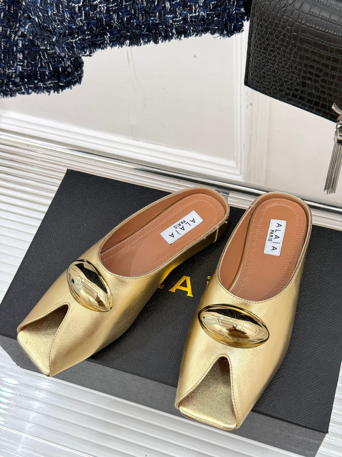 Alaia Slipper With Gold Hardware Gold Calfskin 293203